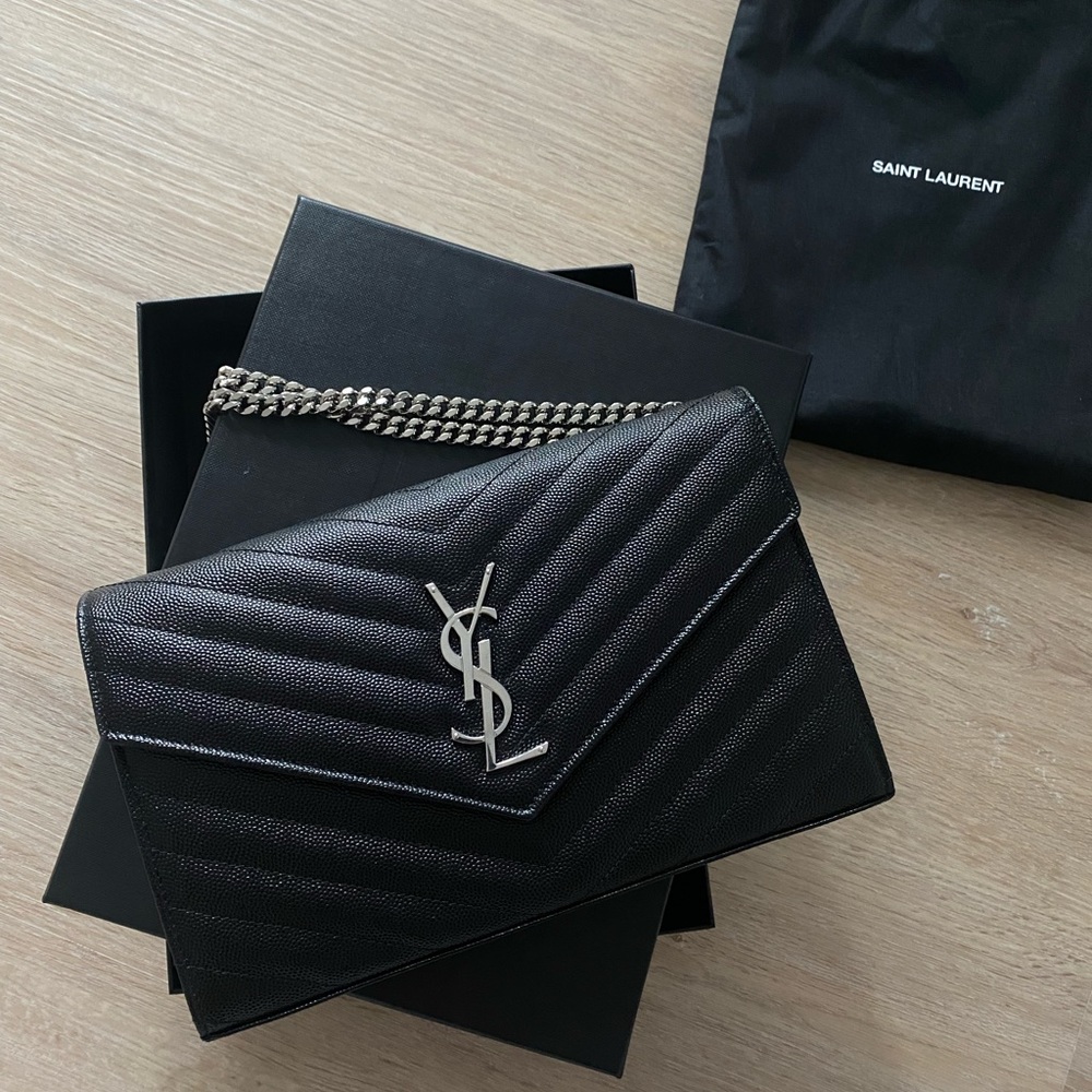 YSL Monogram Matelasse Leather Wallet-On-Chain. Pre-loved. Amazing condition.